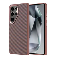 Galaxy S25 Ultra Kılıf Magsafe Şarj Özellikli Karbon Fiber Görünümlü Zore Troy Kapak - Gold