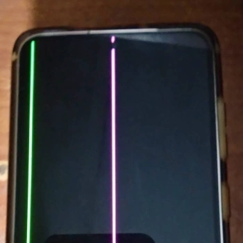 Galaxy S23 Yeşil ve Pembe Çizgi Sorunu