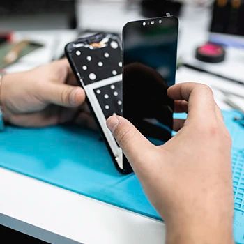 Yenilenmiş Telefonlar Hangi İşlemlerden Geçirilir?